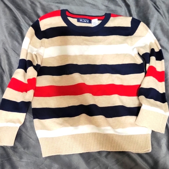 Worn once kids sweater - Picture 1 of 3